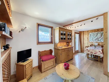 Appartement 3 Pièces avec Parking et Vue Mont Blanc - Photo 2