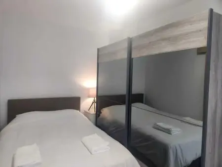 Maison spacieuse à Mouscron avec jardin et terrasse - Photo 9