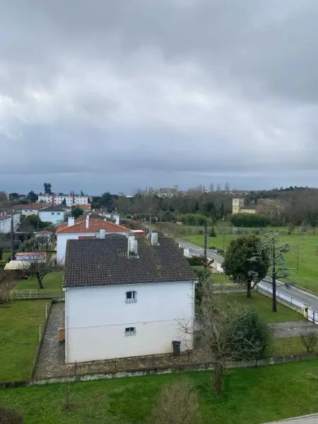 Appartement charmant à Auch - 80 m² avec balcon - Photo 7