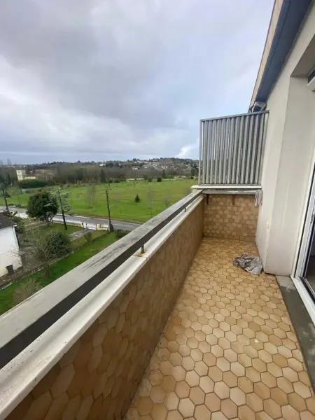 Appartement charmant à Auch - 80 m² avec balcon - Photo 9