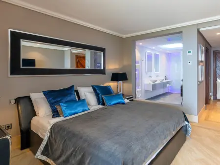 Villa de Luxe à Ibiza avec Piscine Privée et Cinéma Extérieur - Photo 25