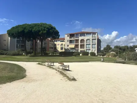 Studio climatisé avec balcon à La Londe-les-Maures, parking inclus - Photo 12