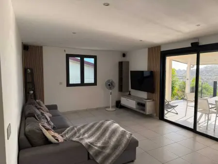 Villa avec piscine privée à Fort-de-France, 93 m² - Photo 3