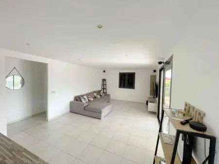 Villa avec piscine privée à Fort-de-France, 93 m² - Photo 6