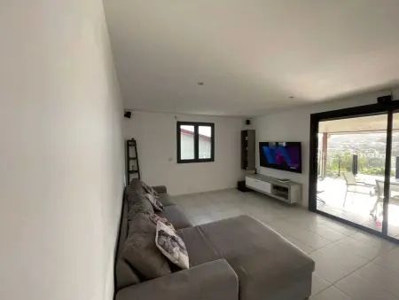 Villa avec piscine privée à Fort-de-France, 93 m² - Photo 8