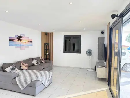 Villa avec piscine privée à Fort-de-France, 93 m² - Photo 9
