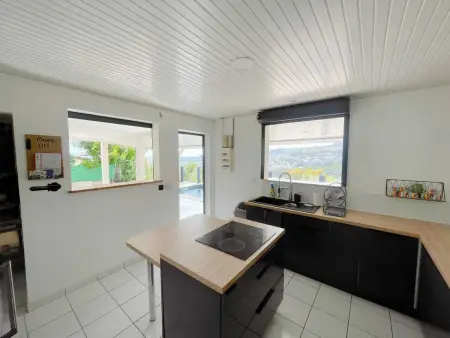 Villa avec piscine privée à Fort-de-France, 93 m² - Photo 10