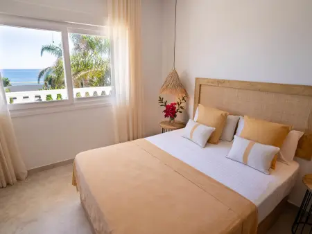 Appartement lumineux, piscine partagée, accès plage - Photo 3