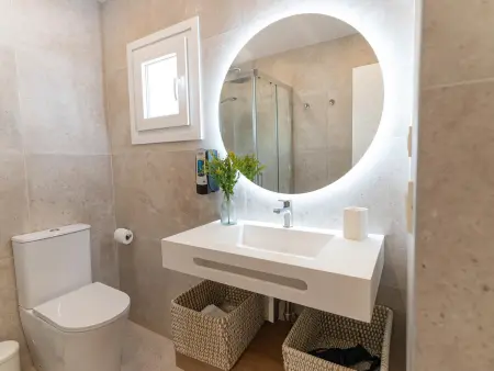Appartement lumineux, piscine partagée, accès plage - Photo 12