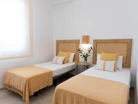 Appartement lumineux, piscine partagée, accès plage - Photo 13