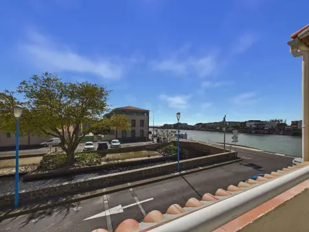 Appartement lumineux avec terrasse, proche plage et commerces - Photo 2