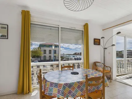 Appartement lumineux avec terrasse, proche plage et commerces - Photo 7