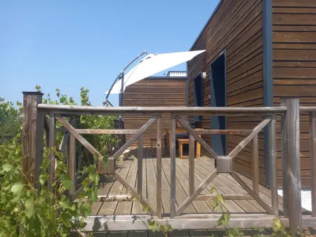 Collonges, éco-container PMR avec climatisation et parking privé - Photo 1