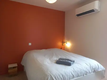 Collonges, éco-container PMR avec climatisation et parking privé - Photo 6