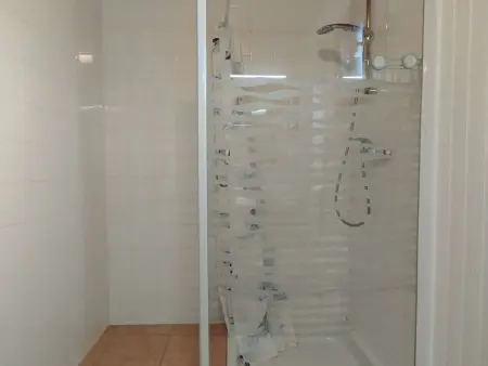 Chalet cosy au vert pour 6 avec piscine et Wi-Fi, proche Souillac - Photo 11