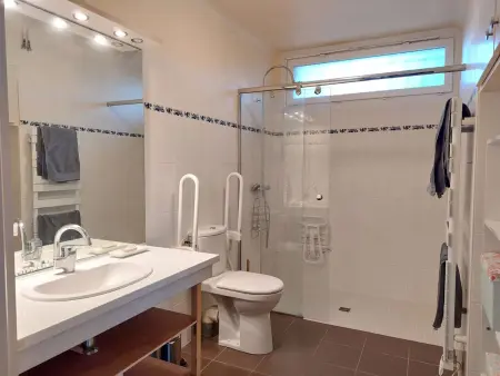 Charmante maison 6 chambres en Dordogne pour escapade paisible - Photo 11