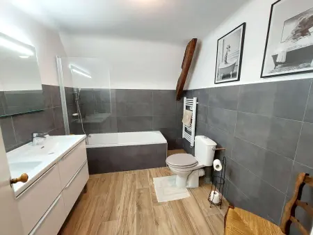 Charmante maison 6 chambres en Dordogne pour escapade paisible - Photo 18