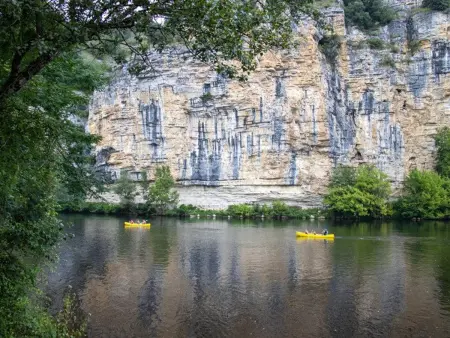 Charmante maison 6 chambres en Dordogne pour escapade paisible - Photo 31