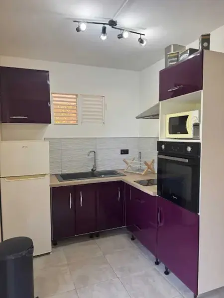Studio charmant avec vue mer à Tartane, 22 m², terrasse. - Photo 4