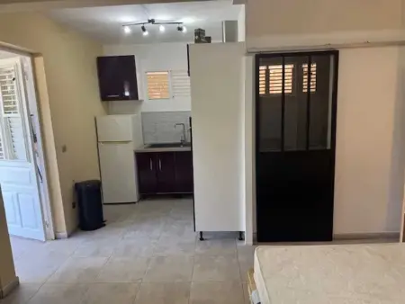Studio charmant avec vue mer à Tartane, 22 m², terrasse. - Photo 6