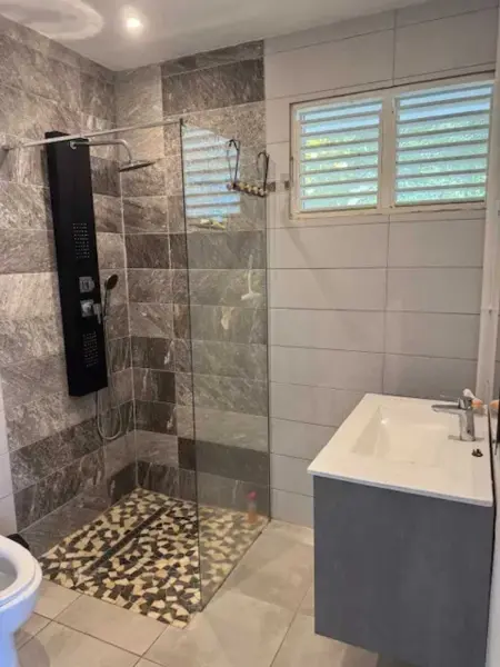 Studio douillet avec vue sur la mer à Tartane - 22 m² - Photo 8