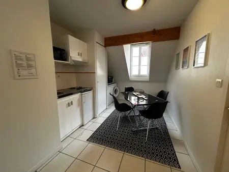 Studio à La Roche-Posay avec Piscine et WIFI, Appartement 4 personnes à La Roche Posay - Photo 4