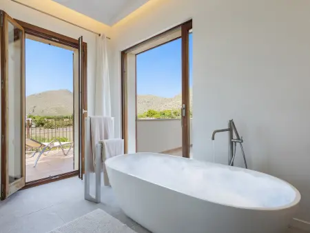 Villa moderne avec piscine privée, vue montagne, pour 12 pers. à Puerto Pollensa - Photo 15
