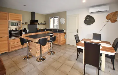 Maison avec piscine privée, Maison 4 personnes à Mazan - Photo 4