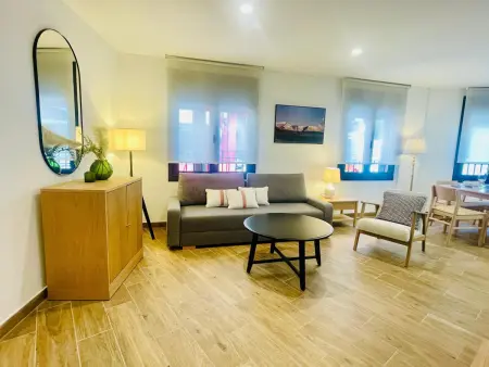 Appartement Moderne 2 Chambres, Climatisé au Cœur de Jaca - Photo 1