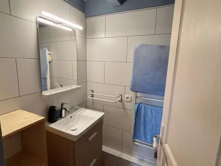 T2 mezzanine avec WIFI pour 6 personnes, près du centre de Barèges - Photo 3