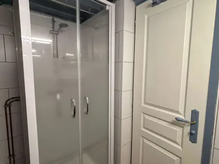 T2 mezzanine avec WIFI pour 6 personnes, près du centre de Barèges - Photo 4