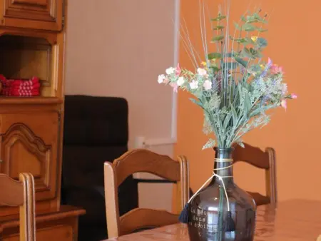 Maison Normande Confortable avec Jardin et WiFi, Gite 8 personnes à La Ferté Macé - Photo 6