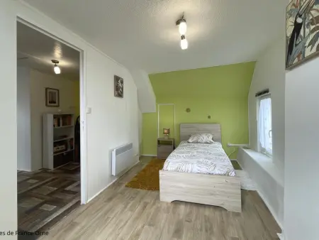 Maison Normande Confortable avec Jardin et WiFi, Gite 8 personnes à La Ferté Macé - Photo 23