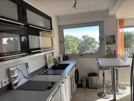 Charmant T2 à Saint-Palais-sur-Mer, proche plage de Nauzan, box privé - Photo 2