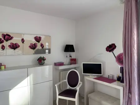 Charmant T2 à Saint-Palais-sur-Mer, proche plage de Nauzan, box privé - Photo 5