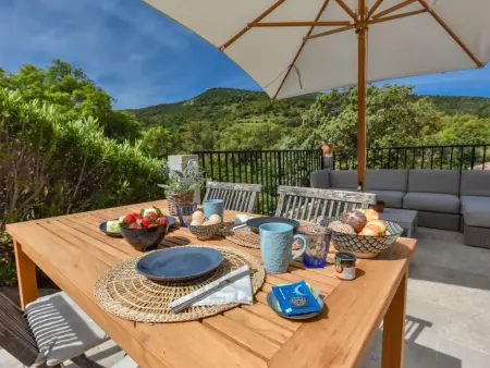 Les Roches du Sud, Charmante Gîte en domaine intimiste avec piscine - Photo 21