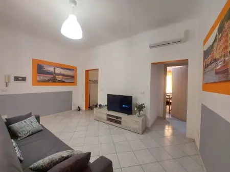 Casa Rina von Holiday World, Appartement 4 personnes à Genova - Photo 1