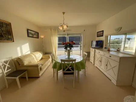 Appartement T3 au calme avec terrasse et parking, proche port du Crouesty - Photo 3