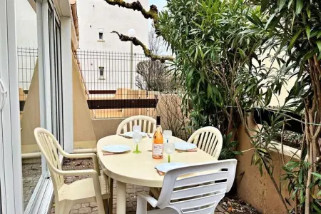 Résidence Clapotis (rés. Les), Appartement à Béziers avec terrasse fermée - Photo 8