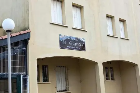 Résidence Clapotis (rés. Les), Appartement à Béziers avec terrasse fermée - Photo 9