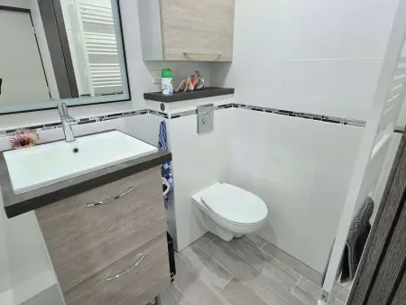 Magnifique T3 en Front de Mer à Wimereux avec Balcon et Wifi - Photo 15