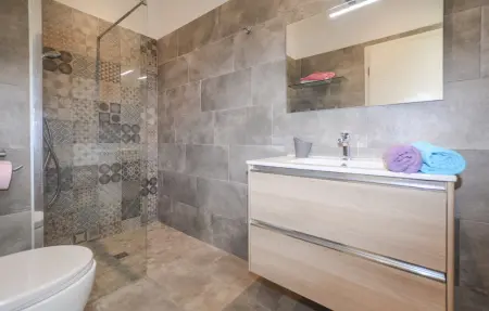 Villa piscine privative, Maison 6 personnes à Saint Florent - Photo 16