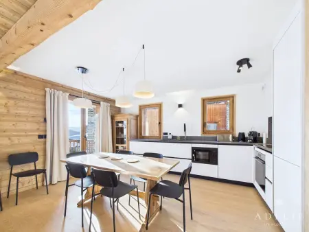 Superbe appartement skis aux pieds 80m², WIFI, parking, 8 pers - Photo 1