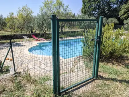 Ricavy, Jolie maison spacieuse avec une grande piscine - Photo 6