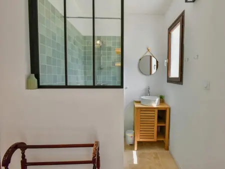 Ricavy, Jolie maison spacieuse avec une grande piscine - Photo 15