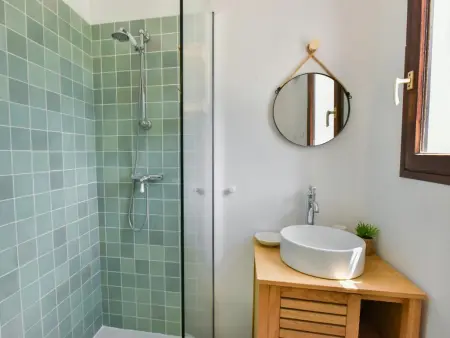 Ricavy, Jolie maison spacieuse avec une grande piscine - Photo 16