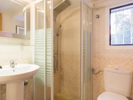 Grande villa 4 chambres, piscine privée, climatisation, WiFi - Photo 10