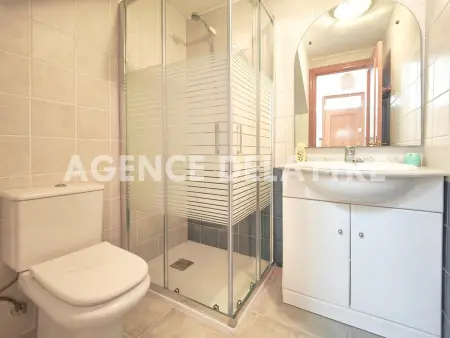 Villa tranquille avec piscine commune et jacuzzi, 3 chambres, 2 salles de bain - Photo 14