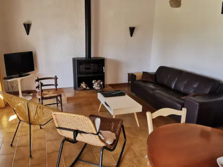 Maison lumineuse pour 6, plage à 700m, jardin spacieux - Photo 2
