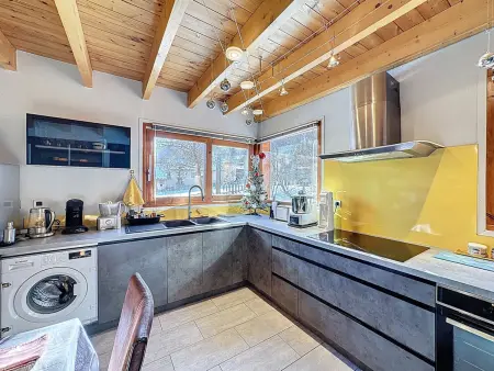 Chalet luxe spacieux proche pistes, lits faits, ménage inclus - Photo 2